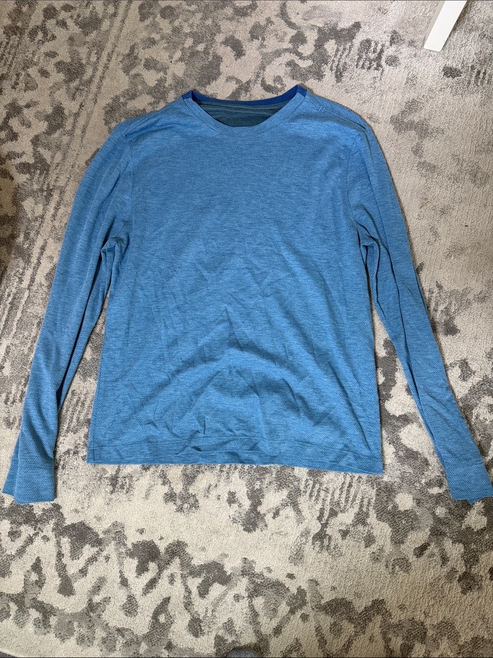 lululemon athletica Men's Long Sleeve Crew - Heathered Blue